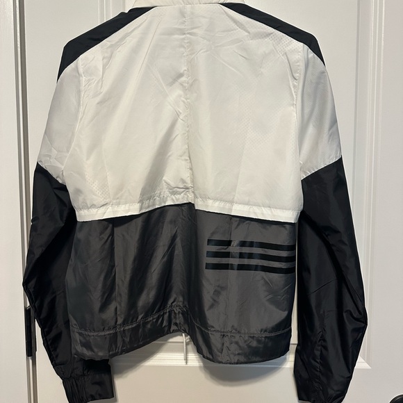 Adidas Black White and Gray Windbreaker Jacket Women’s size Small - Picture 7 of 8